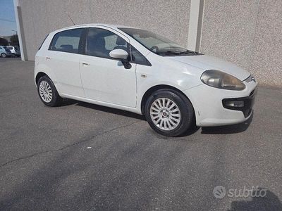 Usata Fiat Punto Evo S 69 CV (50 kW) 2011 Bianco Utilitaria