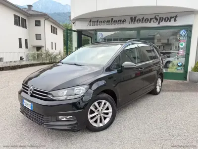Usata VW Touran Trendline 115 CV (84 kW) 2017 Nero Monovolume