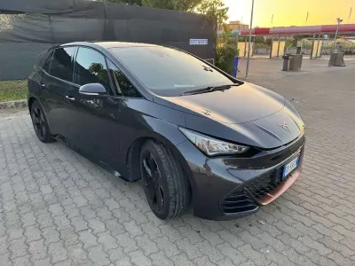 Usata Cupra Born 169 kW (231 CV) 2023 Nero Utilitaria