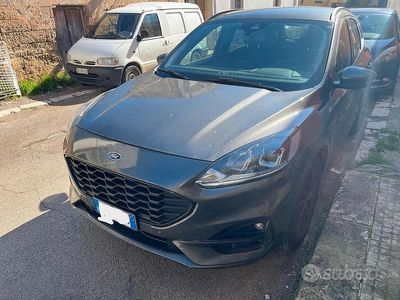 Usata Ford Kuga 120 CV (88 kW) 2021 SUV