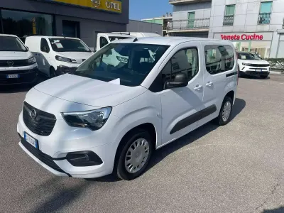 Nuova Opel Combo-e Life Edition+ 75 kW (102 CV) 2025 Bianco Furgone