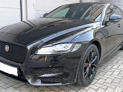 usata Jaguar XF XF2.0d i4 R-Sport 180cv auto Black-line