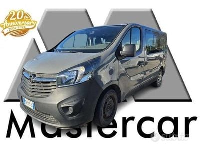 Usata Opel Vivaro 95 CV (69 kW) 2016 Grigio Monovolume