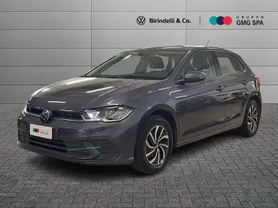 Usata VW Polo Life 95 CV (69 kW) 2022 Grigio Utilitaria