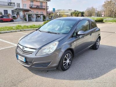 Usata Opel Corsa Club 85 CV (62 kW) 2010 Grigio Utilitaria