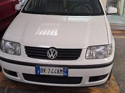 Usata VW Polo 50 CV (36 kW) 2000 Bianco Utilitaria