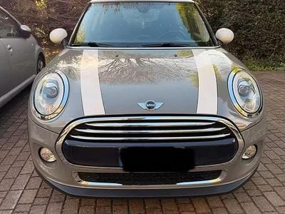 Usata Mini Cooper 116 CV (85 kW) 2016 Grigio Utilitaria