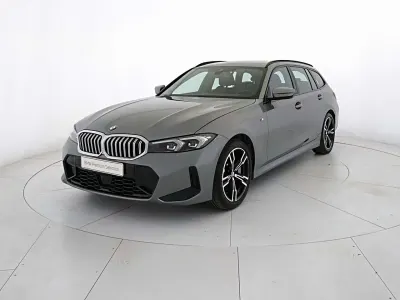 Usata BMW 330 M Sport 245 CV (180 kW) 2025 Skyscraper grey Station wagon
