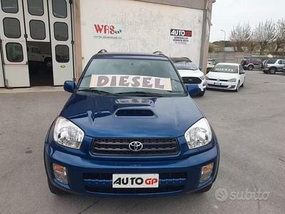 Begagnad Toyota RAV4 116 HK (85 kW) 2003 Blå SUV