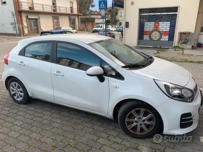 usata Kia Rio GPL