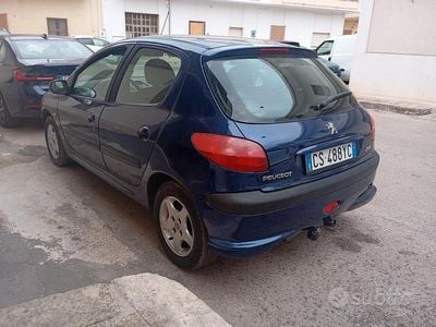 Usata Peugeot 206 68 CV (50 kW) 2005 Blu Berlina