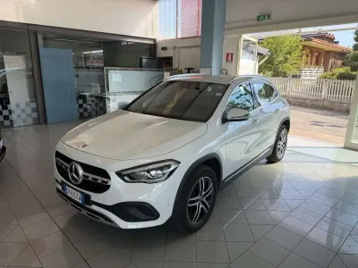 Usata Mercedes GLA180 Executive 116 CV (85 kW) 2023 Bianco SUV