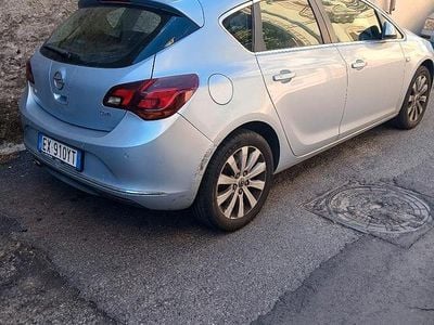 Usata Opel Astra 165 CV (121 kW) 2015 Grigio Berlina