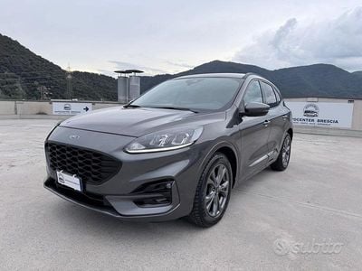 Usata Ford Kuga ST-Line X 120 CV (88 kW) 2021 Grigio SUV