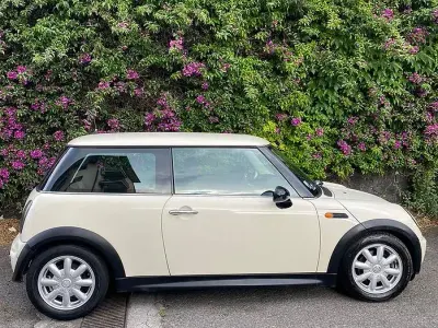 Usata Mini ONE 88 CV (64 kW) 2005 Bianco Utilitaria