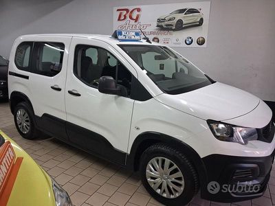 Usata Peugeot Rifter Allure 101 CV (74 kW) 2019 Bianco Monovolume