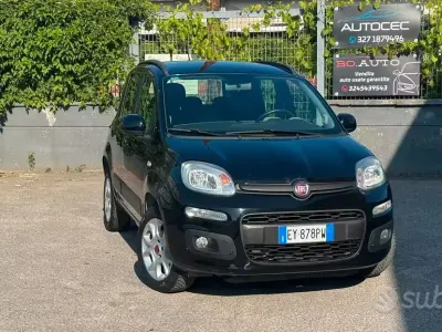 Usata Fiat Panda Lounge 85 CV (62 kW) 2015 Nero Utilitaria
