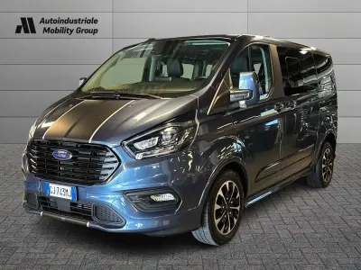 Usata Ford Tourneo Custom Sport 150 CV (110 kW) 2022 Blu/azzurro Furgone
