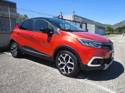 Usata Renault Captur 131 CV (96 kW) 2019 Rosso SUV