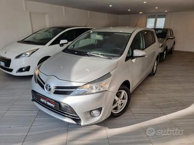 usata Toyota Verso 1.6 D-4D Active