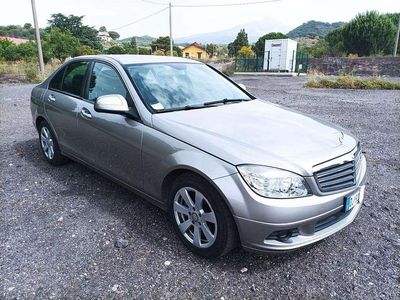 Usata Mercedes C220 Classic 170 CV (125 kW) 2007 Argento Berlina