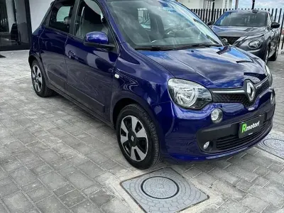 Usata Renault Twingo Life 69 CV (50 kW) 2018 Blu Utilitaria