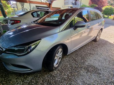 usata Opel Astra 1.6 CDTI 110 CV 81 kW sportourer 2017