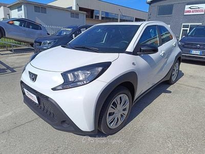 Nuova Toyota Aygo X Active 72 CV (52 kW) 2026 Bianco SUV