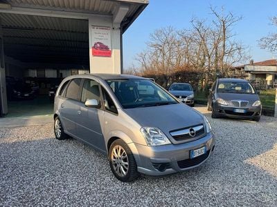 Occasion Opel Meriva 90 ch (66 kW) 2009 Gris Monospace