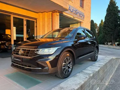 Usata VW Tiguan Life 150 CV (110 kW) 2022 Nero SUV