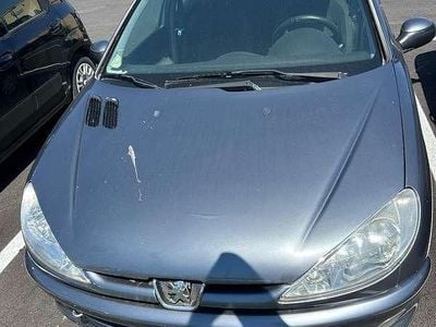 Käytetty Peugeot 206 75 HP (55 kW) 2009 Harmaa Sedan