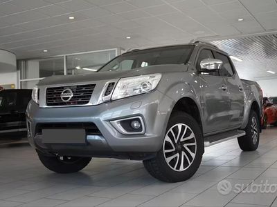 Usata Nissan Navara 190 CV (139 kW) 2016 Grigio Pick-up