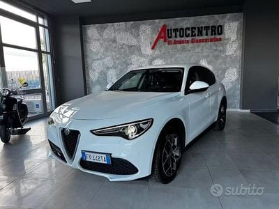 Begagnad Alfa Romeo Stelvio Ti 160 HK (117 kW) 2019 Vit SUV