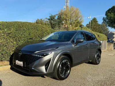 Usata Nissan Qashqai N-Connecta 140 CV (102 kW) 2025 Grigio SUV