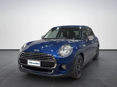 Usata Mini One D 95 CV (69 kW) 2015 Blu / tetto nero Utilitaria
