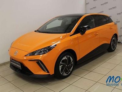 Usata MG MG4 EV Luxury 67 kW (92 CV) 2022 Arancione Utilitaria