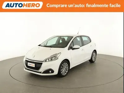 Usata Peugeot 208 Active 75 CV (55 kW) 2018 Bianco Utilitaria