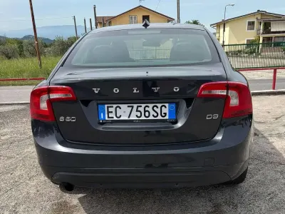 Usata Volvo S60 Momentum 163 CV (119 kW) 2012 Grigio Berlina