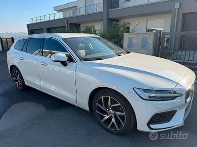 Usata Volvo V60 Business Edition 197 CV (144 kW) 2021 Station wagon