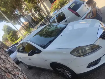 Usata Lancia Delta 120 CV (88 kW) 2010 Utilitaria