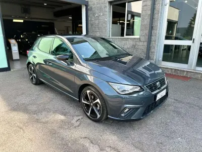 Usata Seat Ibiza FR 110 CV (80 kW) 2023 Grigio Utilitaria