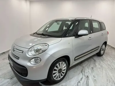 Usata Fiat 500L Living 105 CV (77 kW) 2015 Argento Monovolume