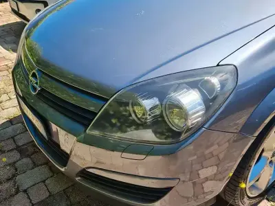 Usata Opel Astra 60 CV (44 kW) 2005 Berlina