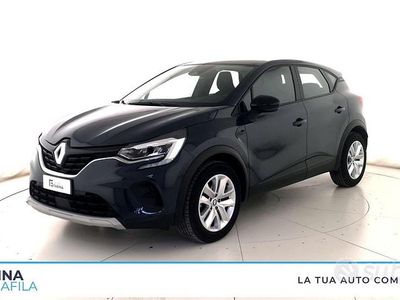 Usata Renault Captur Equilibre 101 CV (74 kW) 2023 Blu SUV