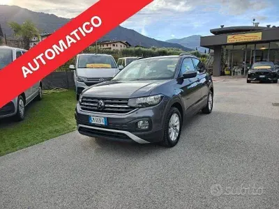 Usata VW T-Cross Style 110 CV (80 kW) 2023 Grigio SUV