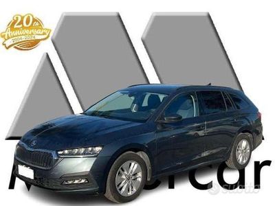 Usata Skoda Octavia Executive 116 CV (85 kW) 2021 Grigio Station wagon