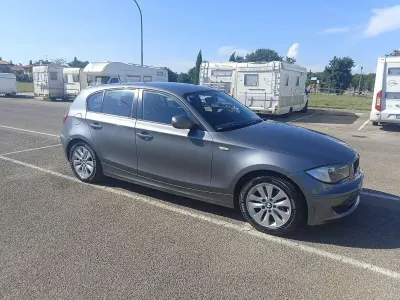 Usata BMW 118 143 CV (105 kW) 2010 Utilitaria