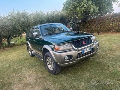 Usata Mitsubishi Pajero Sport 99 CV (72 kW) 2001 Verde SUV