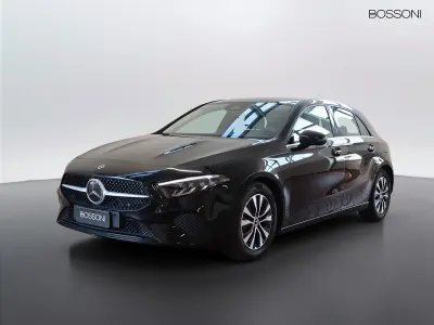 Usata Mercedes A180 Advanced 116 CV (85 kW) 2025 Nero notte Berlina