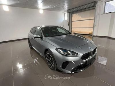 Usata BMW 118 M Sport 150 CV (110 kW) 2025 Skscraper grey met. Utilitaria